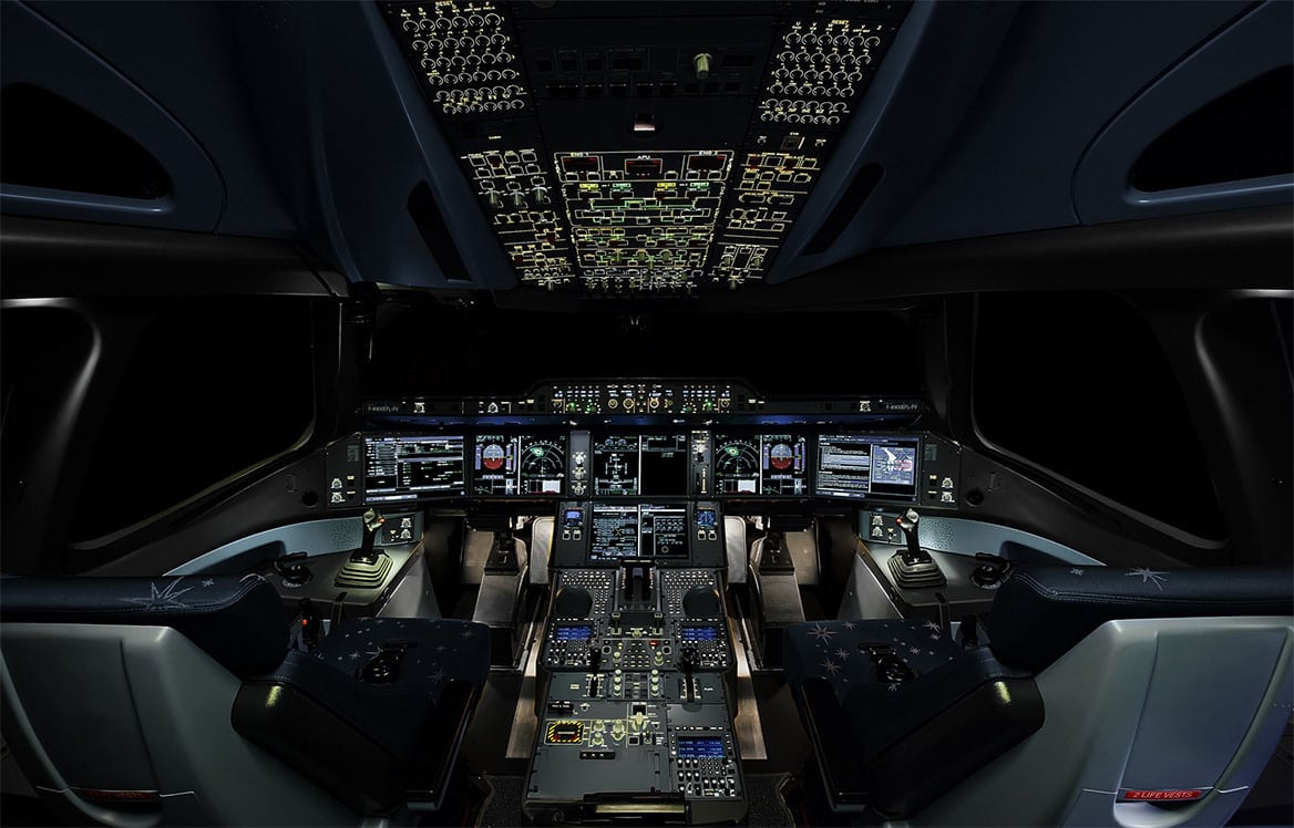 Boeing 777 Cockpit Wallpapers - Wallpaper Cave