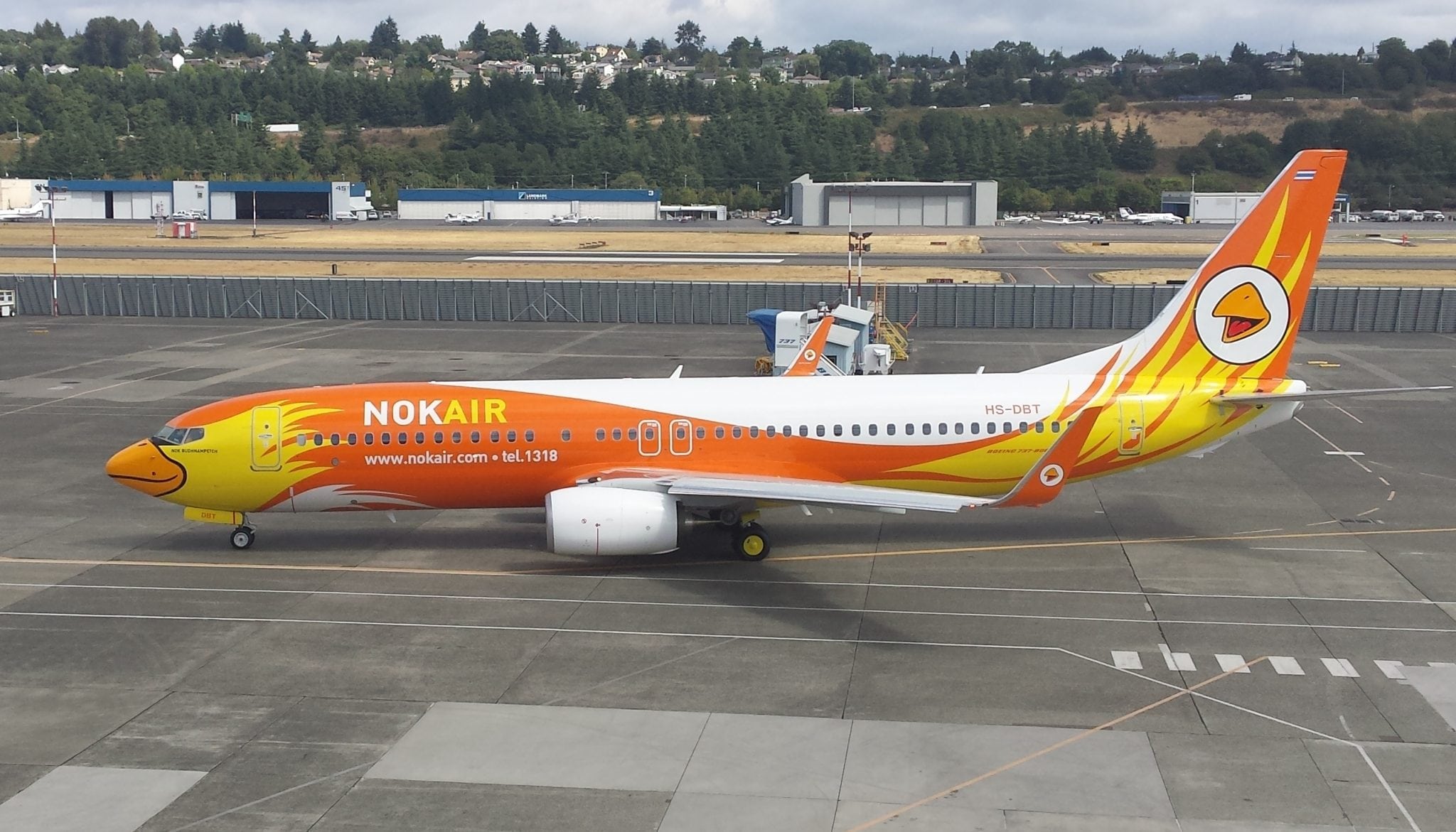 Nok Air Receives First 737-800 - Avionics International